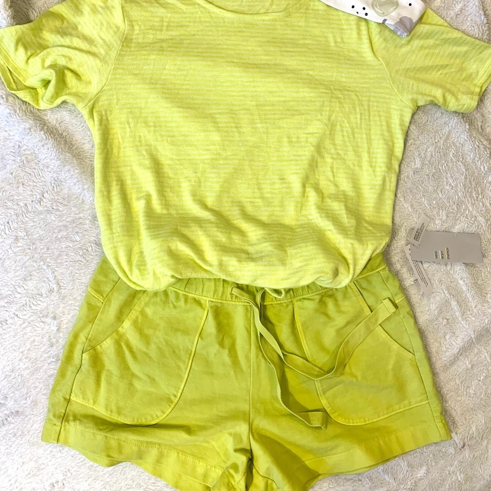 NWT 👟 ⚡️ NEON Zella athleisure top/outfit set ⚡️ 👟